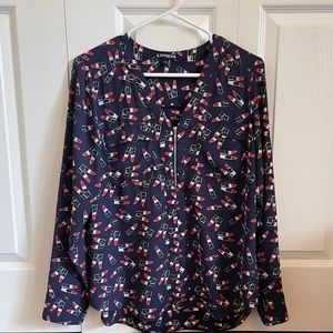Women’s Express Business Lipstick Print Blouse